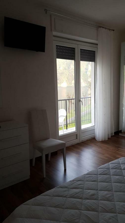 Albergo Al Lago Анфо Экстерьер фото